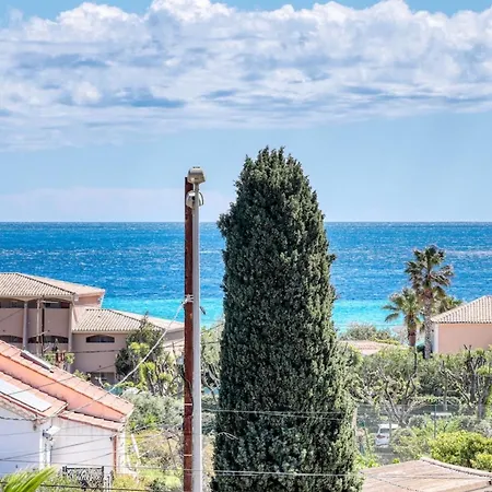 T3 Duplex 18m2 Terrace With Sea View Close To The Holiday home