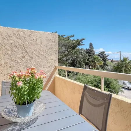 Holiday home T3 Duplex 18m2 Terrace With Sea View Close To The *